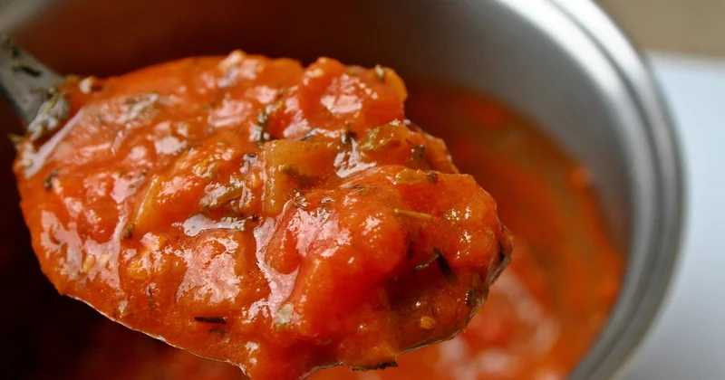 Faut-il une béchamel ou une sauce tomate ?