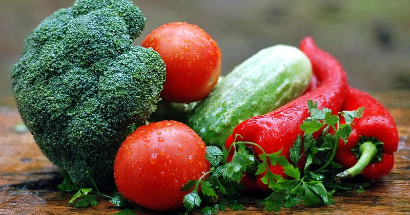 Dips aux légumes originaux : sortir du houmous-guacamole